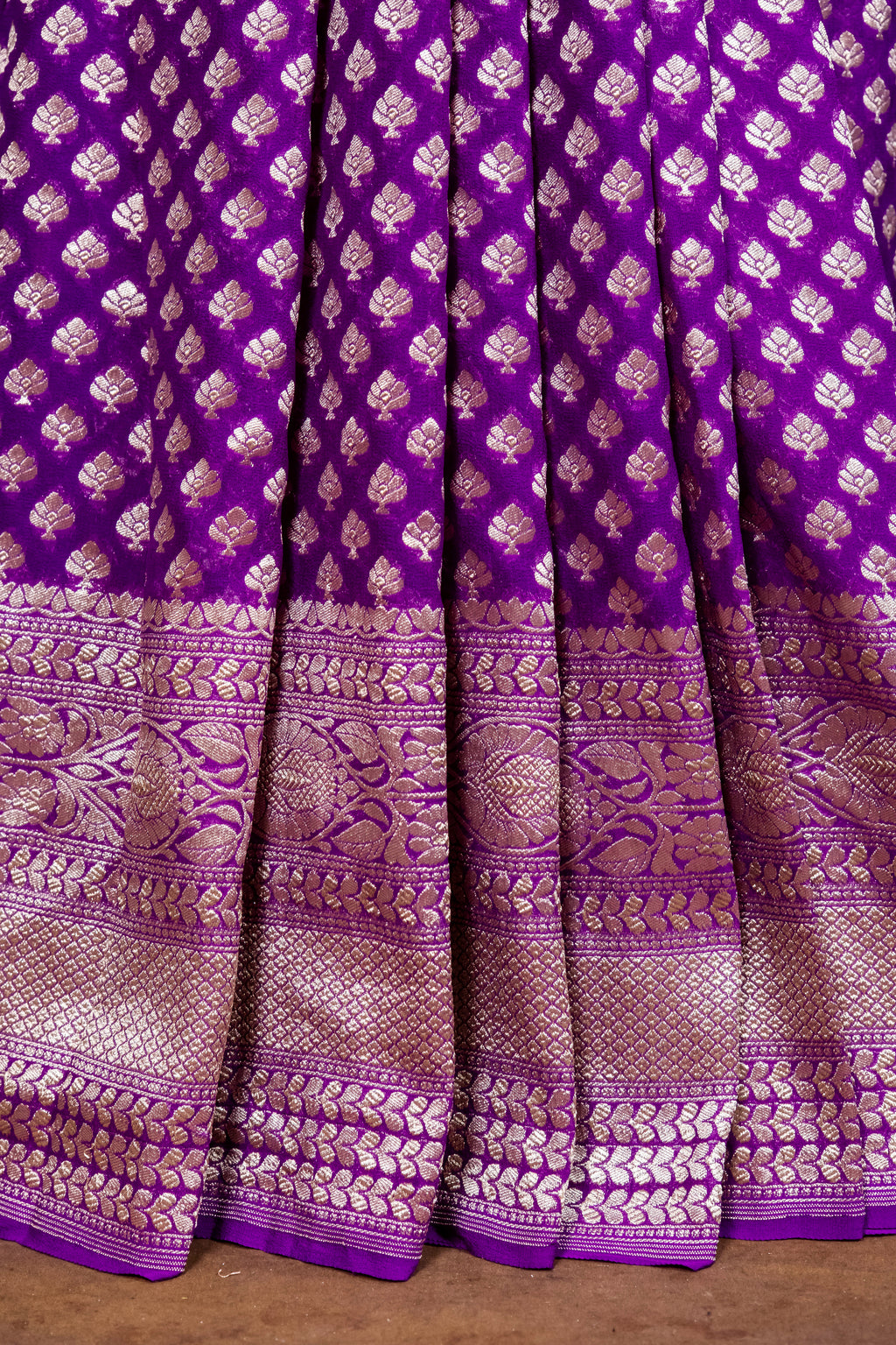Pure Khaddi Georgette Saree | Banarasi Handloom with Pure Water Zari Booti