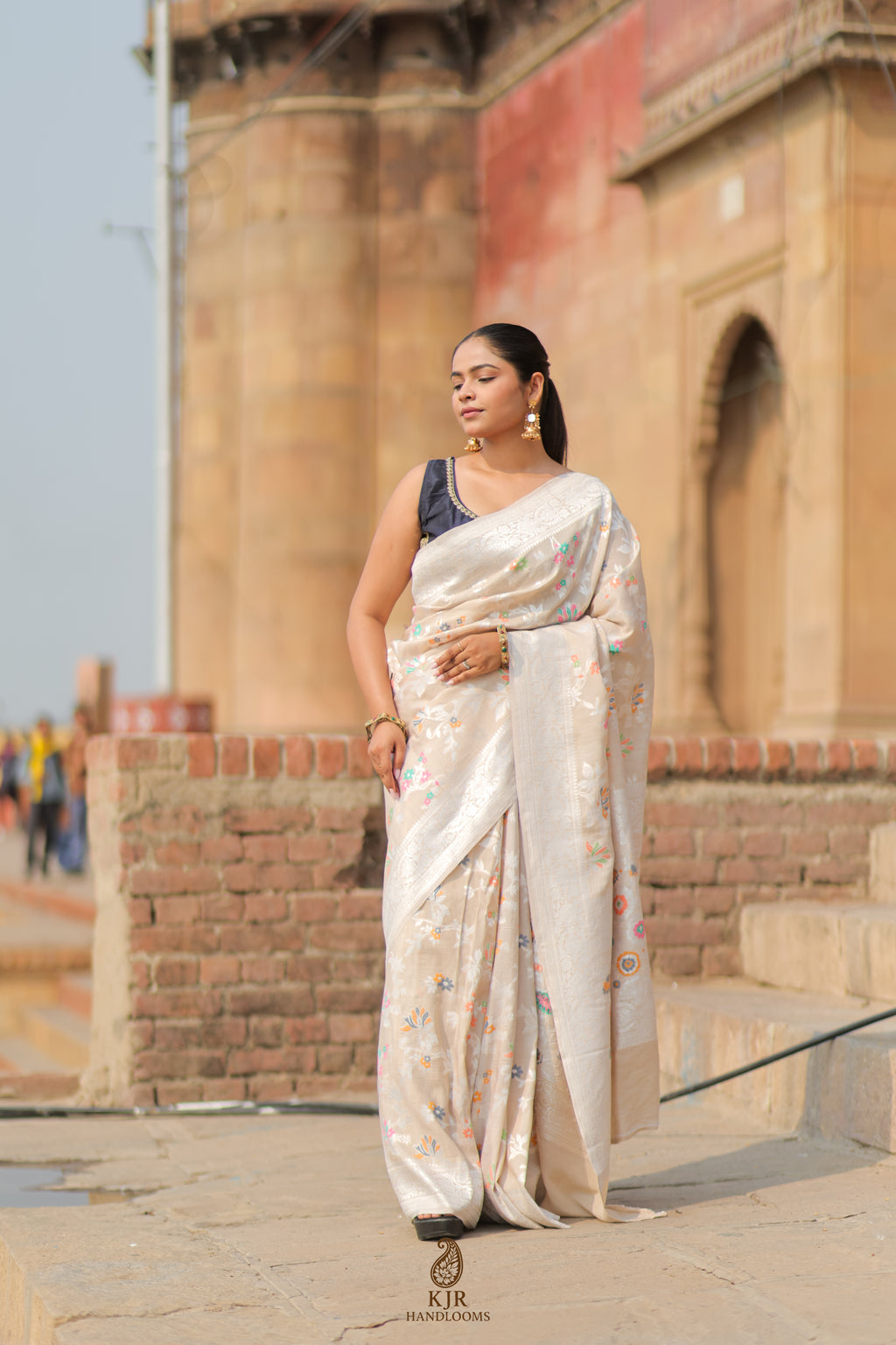 Banarasi Handloom Pure Tussar Georgette Silk Saree | Pure Rupa Zari & Multi Colour Meenakari