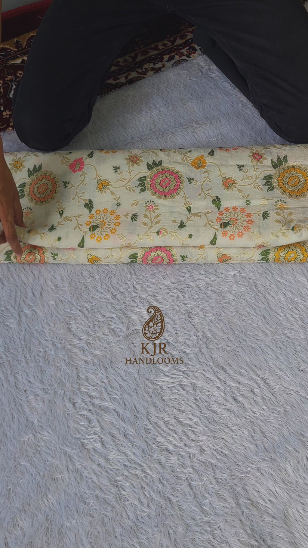 Banarasi Handloom Pure Munga Silk Saree | Pure Sona Zari & Multi Colour Meenakari