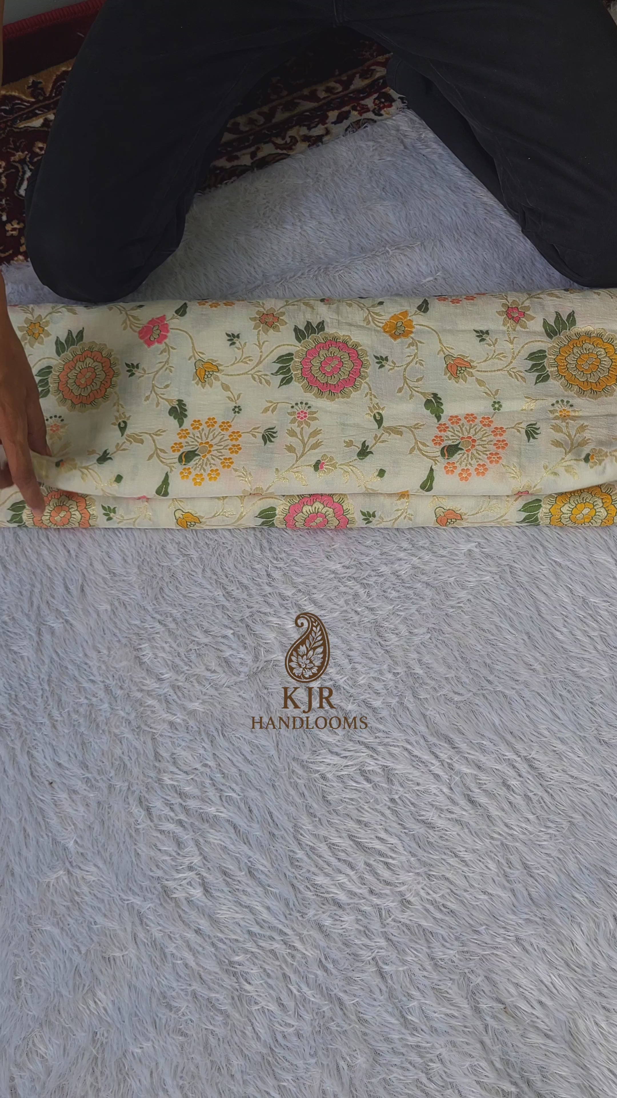 Banarasi Handloom Pure Munga Silk Saree | Pure Sona Zari & Multi Colour Meenakari