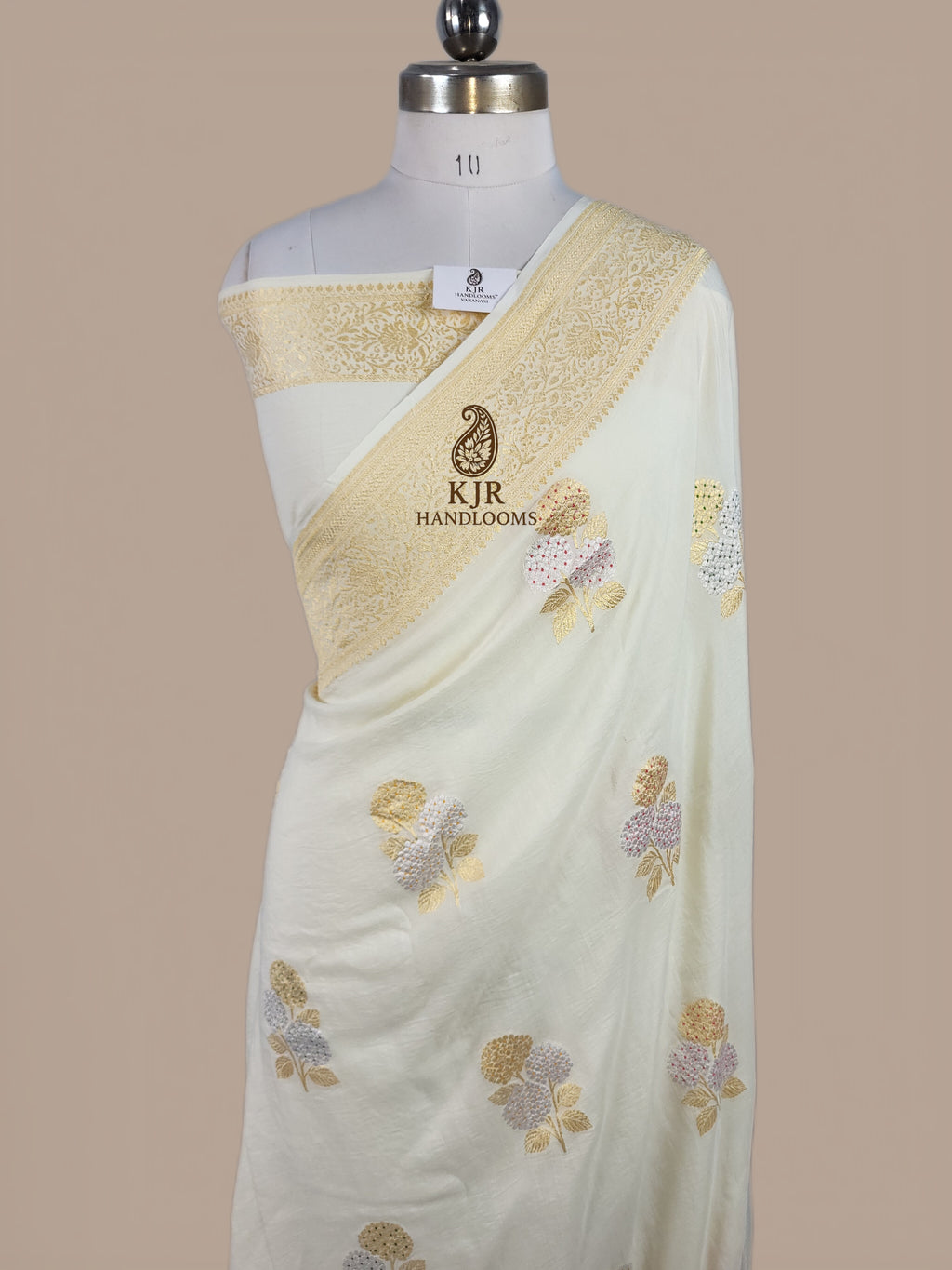 Pure Munga Silk Banarasi Saree | Intricate Sona Rupa Zari Boota & Multicolour Meenakari