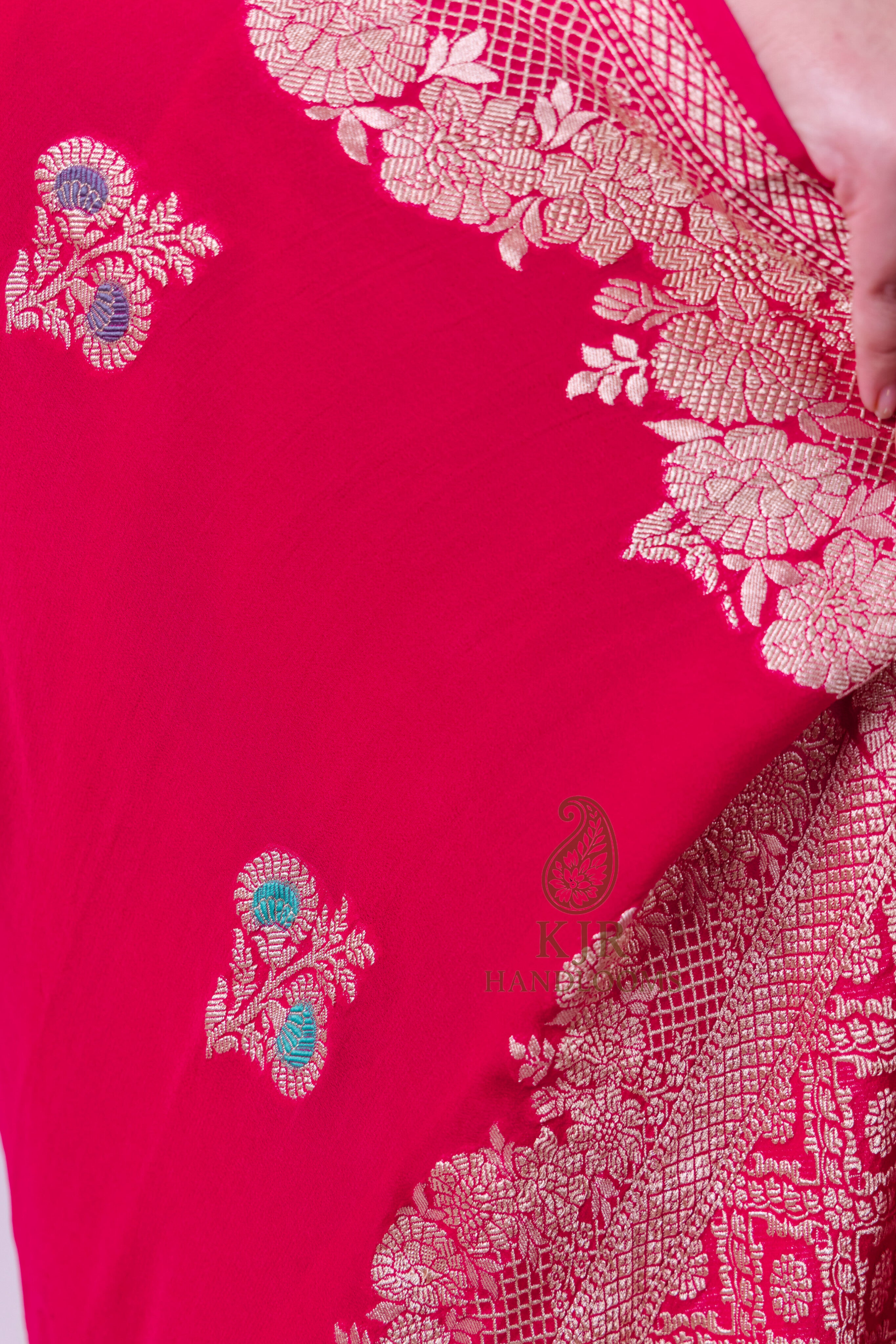 Banarasi Handloom Pure Khaddi Georgette Saree | Pure Water Zari & Alfi Meenakari