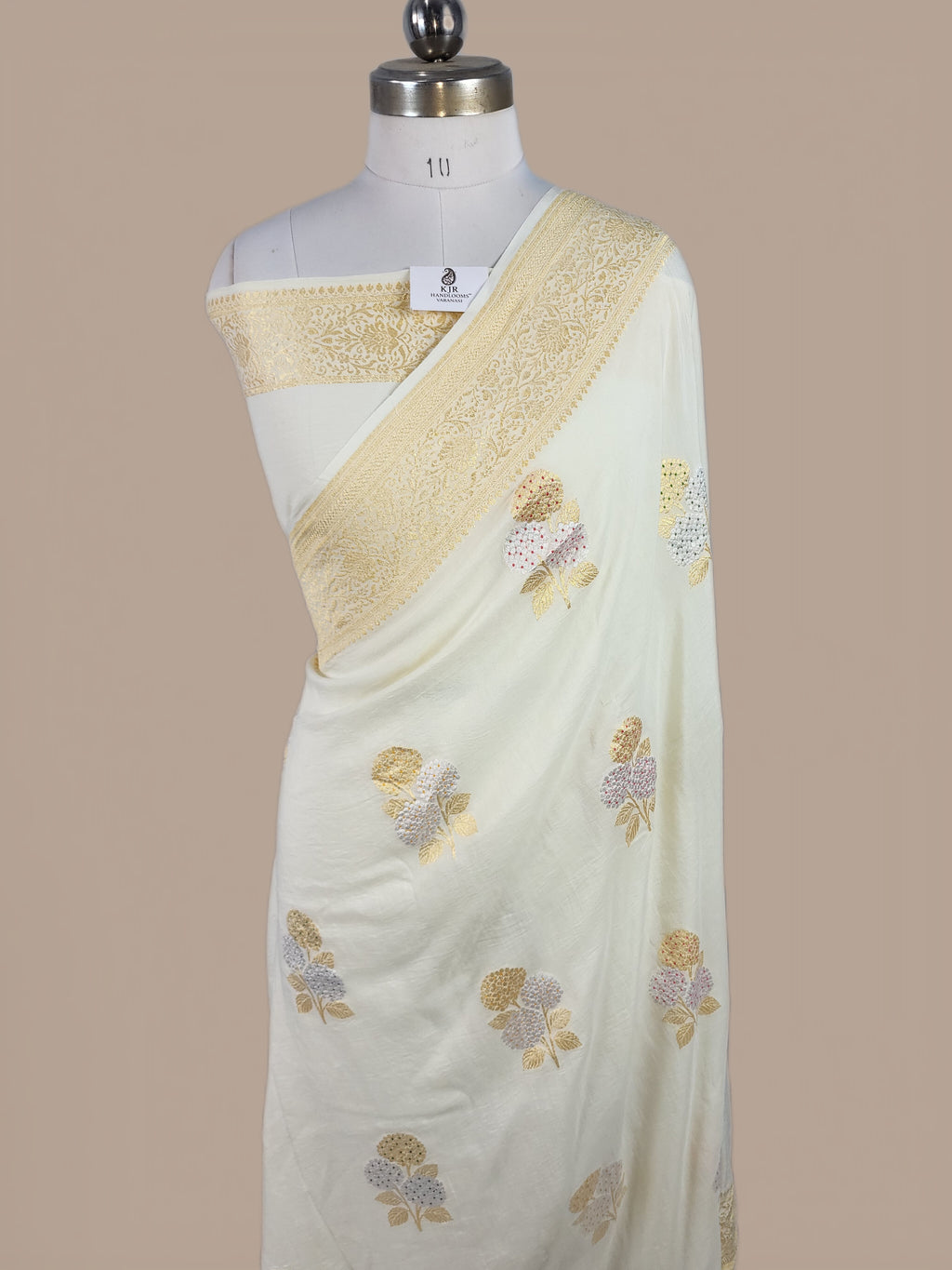 Pure Munga Silk Banarasi Saree | Intricate Sona Rupa Zari Boota & Multicolour Meenakari