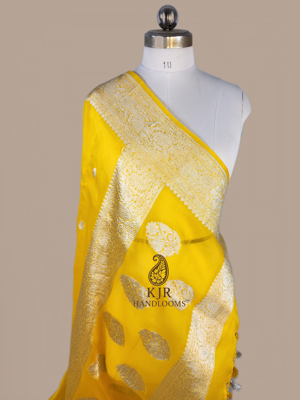 Pure Organza Silk Banarasi Saree | Pure Silver Cotton Zari & Kadwa Booti Weaving