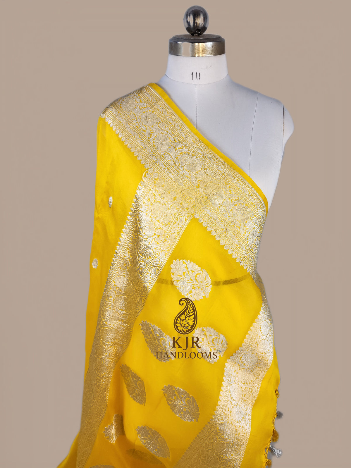 Pure Organza Silk Banarasi Saree | Pure Silver Cotton Zari & Kadwa Booti Weaving